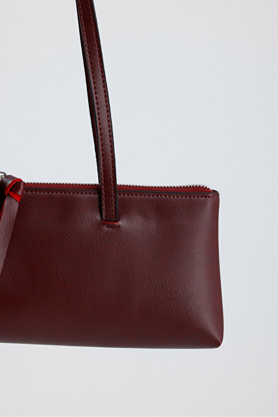 Heybes Kadın Zarif Uzun Formlu Bordo Vegan Deri İnce Omuz Askılı Modern Minimalist Kadın Baget Çanta