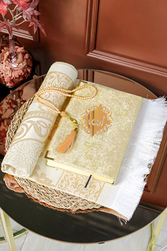 Kuran Seti Rahleli Ahşap Kuran Standı Kadife Kuran İnci Tesbih Seccade Seti