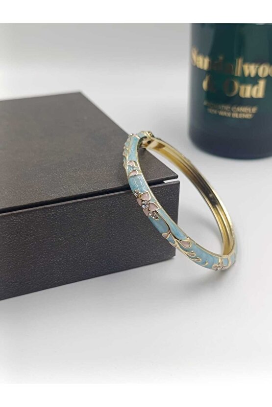 Mineli Çiçek İşlemeli Çelik Bilezik