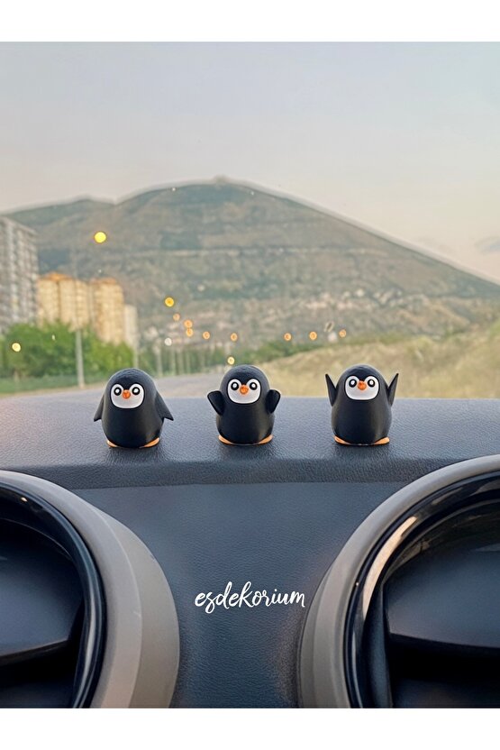3’lü Minik Penguen Ailesi - Araç Torpido Süsü - Torpido Aksesuar - Oto Aksesuar