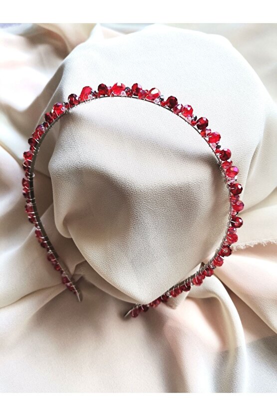 Kırmızı Kristal Taç