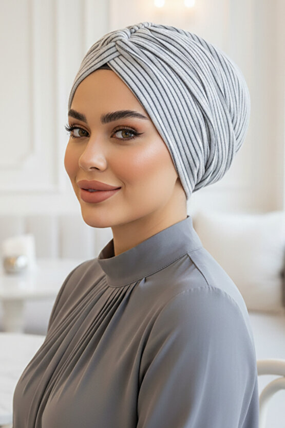 Gri Çizgili Büzgülü Salaş Bone