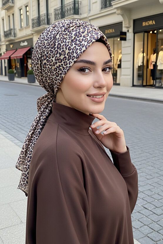 Leopar Desenli Tokalı Bone