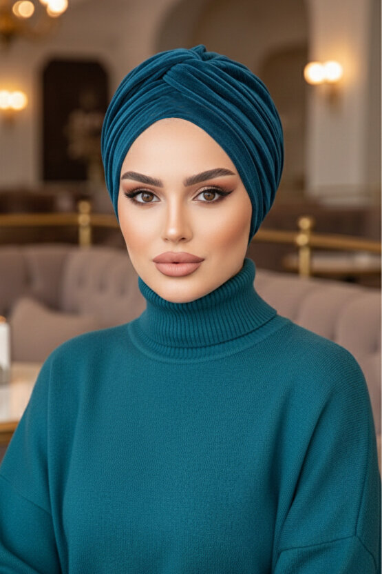 Petrol Kadife Burgu Detaylı Bone