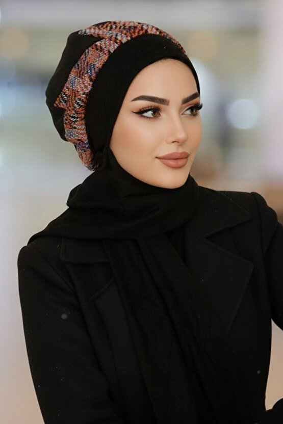 Siyah Ekose Desen Tesettür Bere