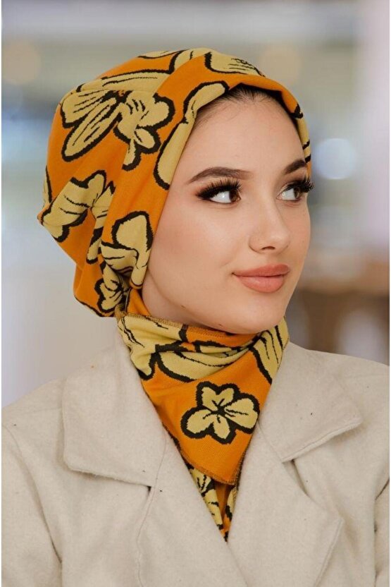 Turuncu Desenli Tesettür Bere Ve Etol Takım
