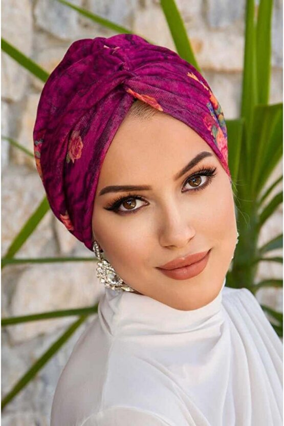 Vişne Desenli Hazır Burgu Düğüm Bone