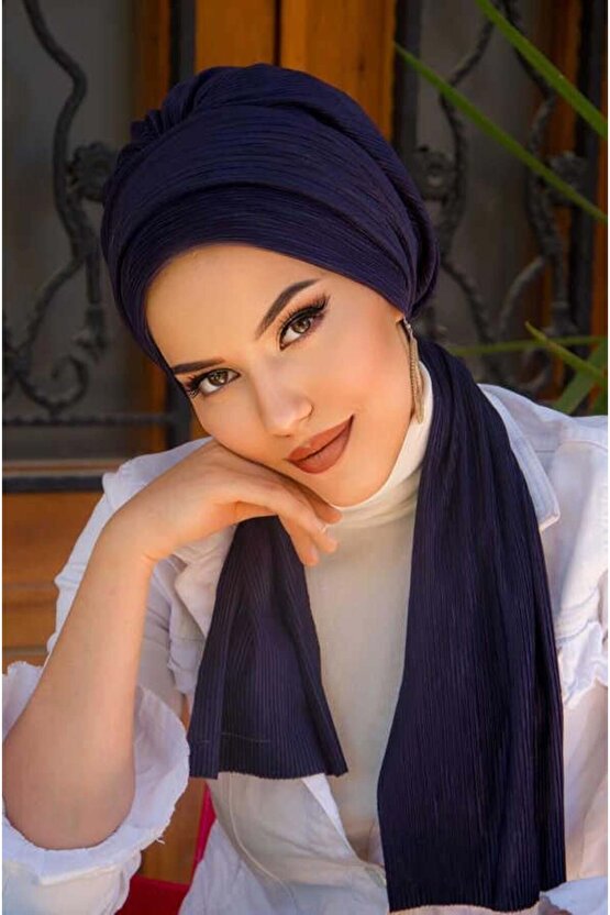 Lacivert Piliseli Atkılı Bone