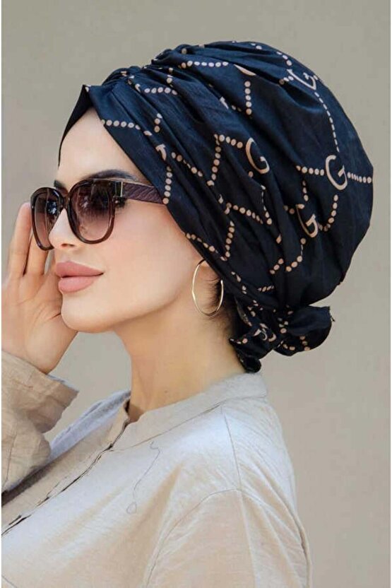 Siyah Marka Desenli Tokalı Bone