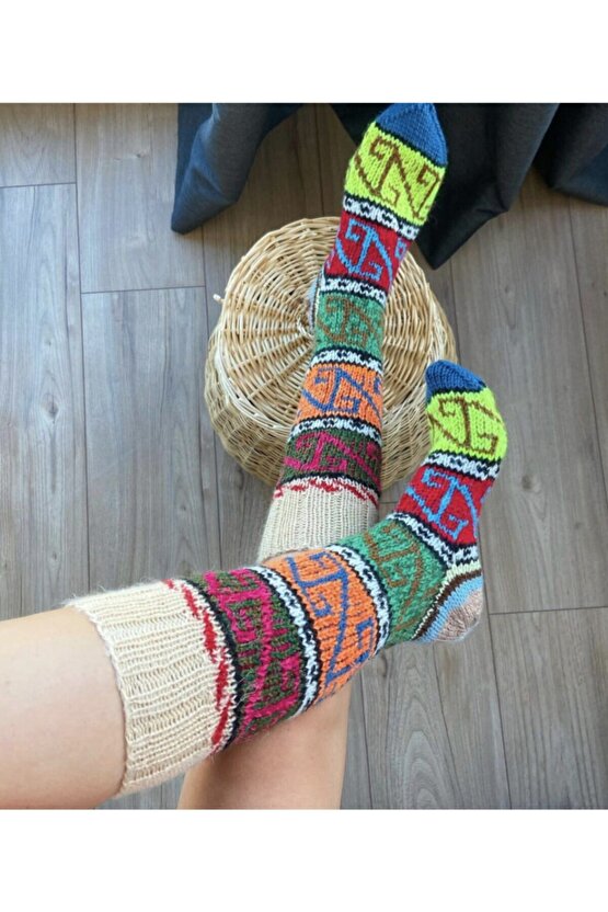 Diz Altı El Örgüsü Yün Çorap
