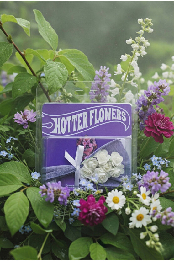 Sevgililer GünüYıl Dönümü İçin Farklı Hediye Minik Buket Beyaz Gül Aranjmanı