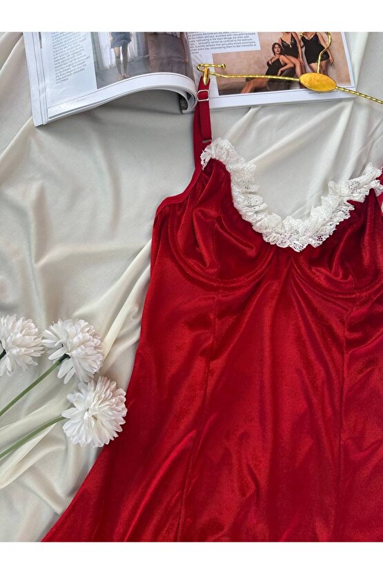 Kırmızı Kadife Gecelik Yılbaşı Özel ()