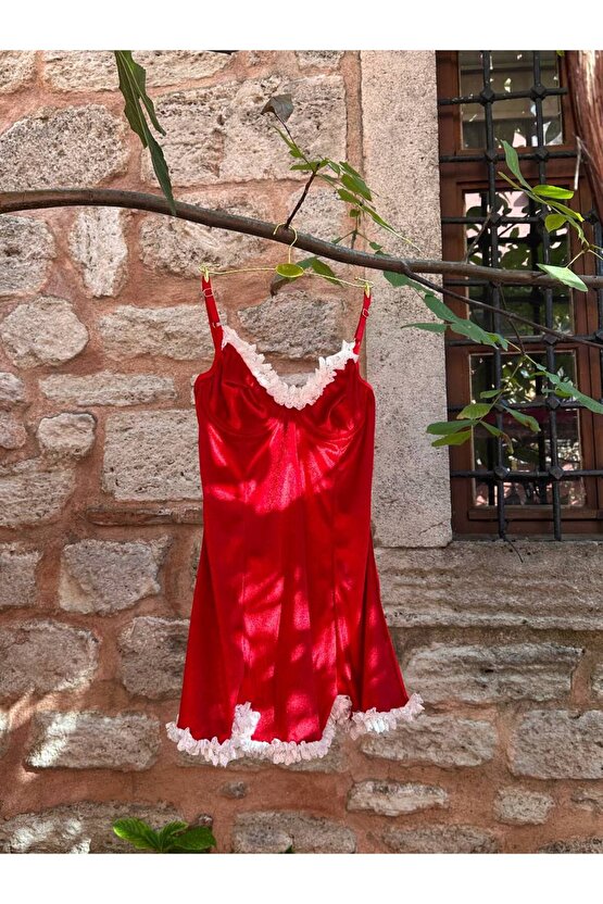 Kırmızı Kadife Gecelik Yılbaşı Özel ()