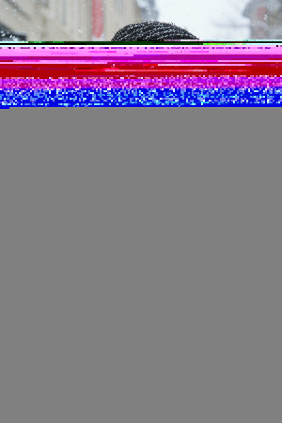 Atlas Kumaş Crop Ceket Pileli Etek Bej Takım