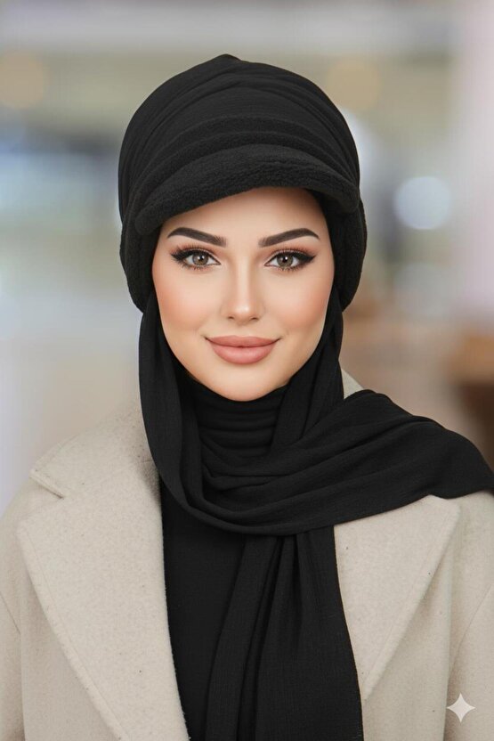 Siyah Kürk Detaylı Çıkartılabilir Kepli Kelebek Bone Şal