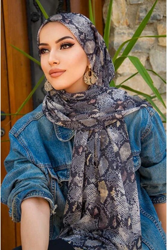 Gri Yılan Desenli Bone Hazır Şal