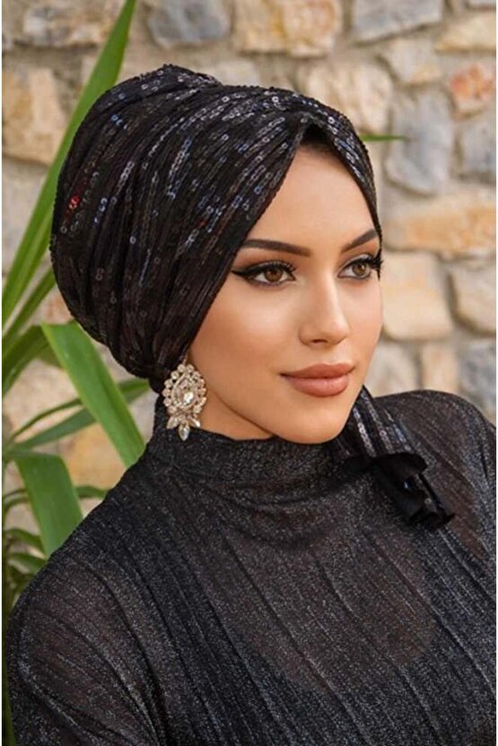 Siyah Payet İşleme Abiye Tokalı Bone