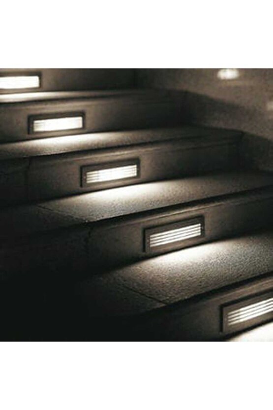 3 Watt, Elektrikle Çalışır, İç ve Dış Mekan Nemli Alan Sensörsüz Merdiven Led 3200 Kelvin Siyah Kasa