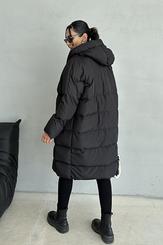 Kadın Siyah Kapüşonlu Uzun Şişme Mont - Oversize Kalın Kaban Kışlık Su Geçirmez