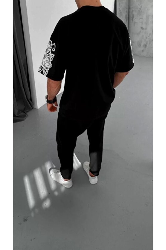 EQURİ Unisex Flok Kabartma Baskılı T-Shirt - Siyah