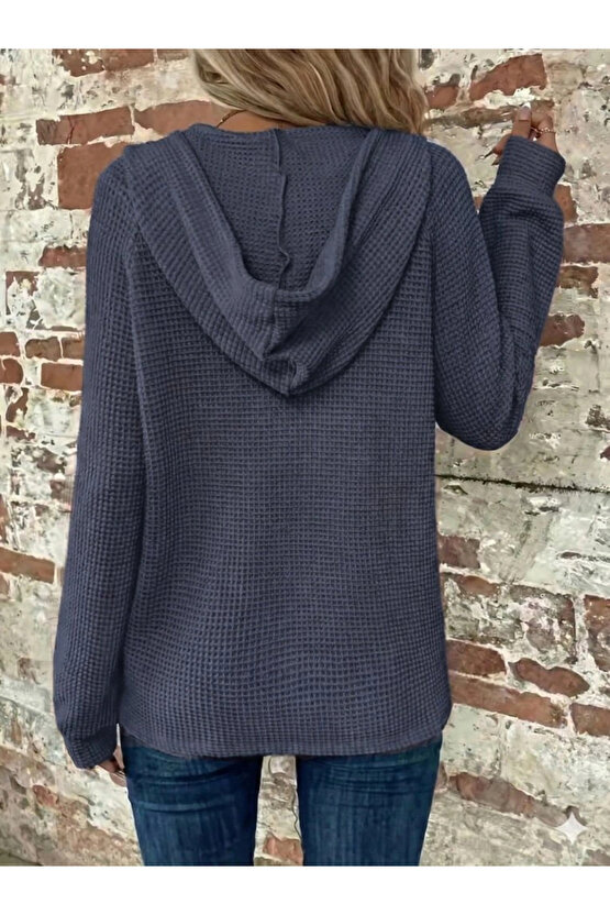 Kadın Uzun Kollu Kapşonlu önü Düğmeli Ve Bağcıklı Waffle Bluz
