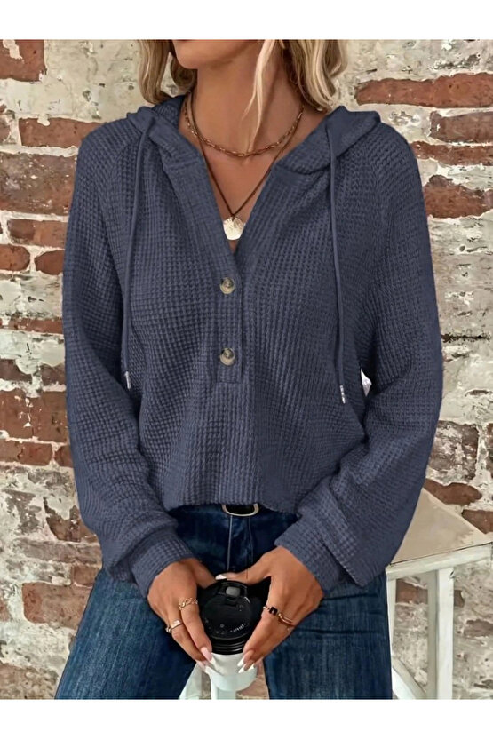 Kadın Uzun Kollu Kapşonlu önü Düğmeli Ve Bağcıklı Waffle Bluz