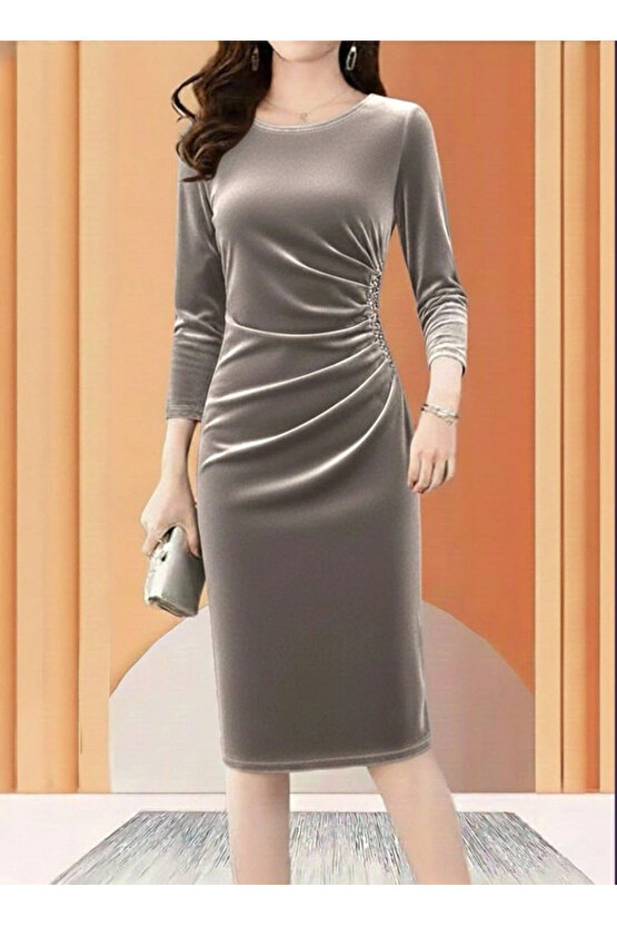 Kadın Uzun Kollu Bot Yaka Yanı Taş Detaylı Midi Kadife Elbise