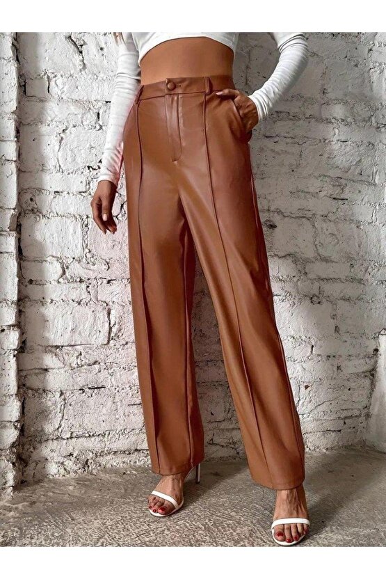Kadın önden Fermuarlı Cepli Geniş Kesim Lame Deri Pantolon