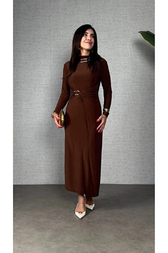 Kadın Balıkçı Yaka Toka Detay Sandy Kumaş Midi Boy Elbise