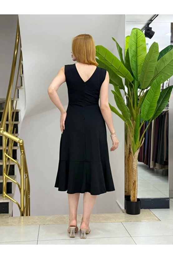 Kadın Sıfır Kollu Belden Büzgülü Eteği Volanlı Asimetrik Kesim Midi Janjan Krep Elbise