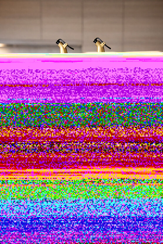 Kadın Tek Omuzu Açık Omuzlardan Kurdela Detaylı çift Renkli Ithal Krep Elbise