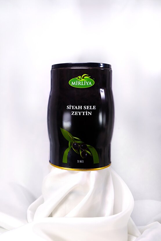 Siyah Sele Zeytin 1 Kg Teneke