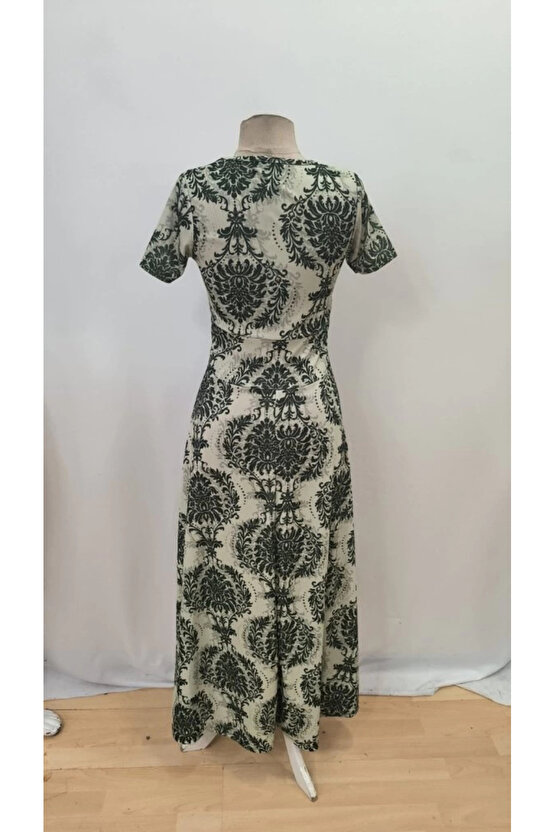 Kadın Kısa Kollu Bisiklet Yaka Puantiyeli Maksi örme Krep Elbise