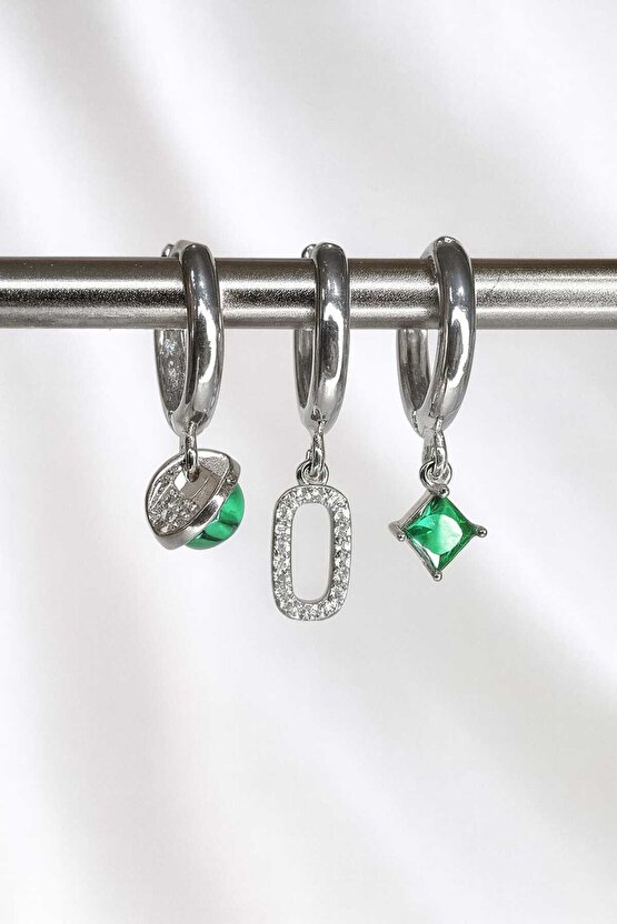 Üçlü Yeşil Zirkon Taşlı Gümüş Küpe