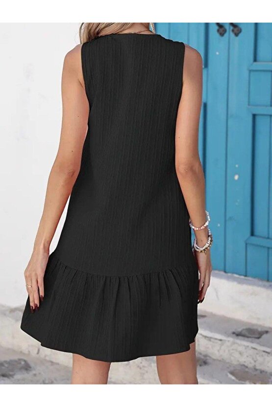 Kadın Kolsuz V Yakalı önden Düğmeli Fırfırlı Narin Elbise