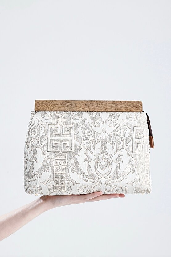 Heybes Kadın Krem Otantik Desen Clutch Çanta