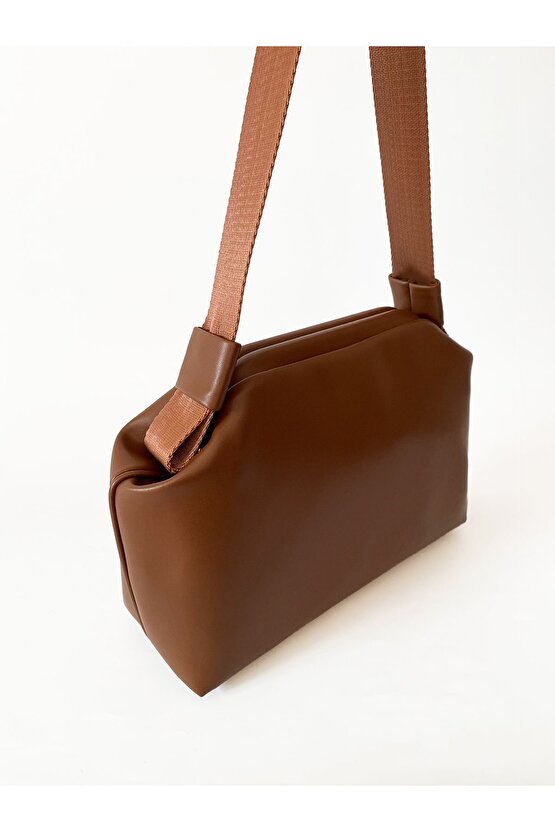 Heybes Kadın Kahverengi Vegan Deri Çıkarılabilir Saplı Omuz ve El Çantası