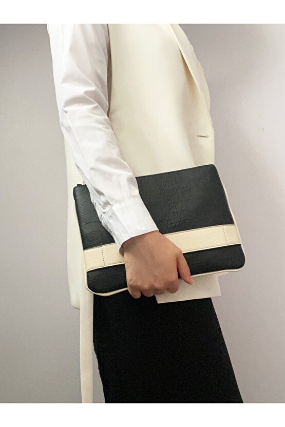 Bantlı Siyah Kroko Desenli Portföy Çanta