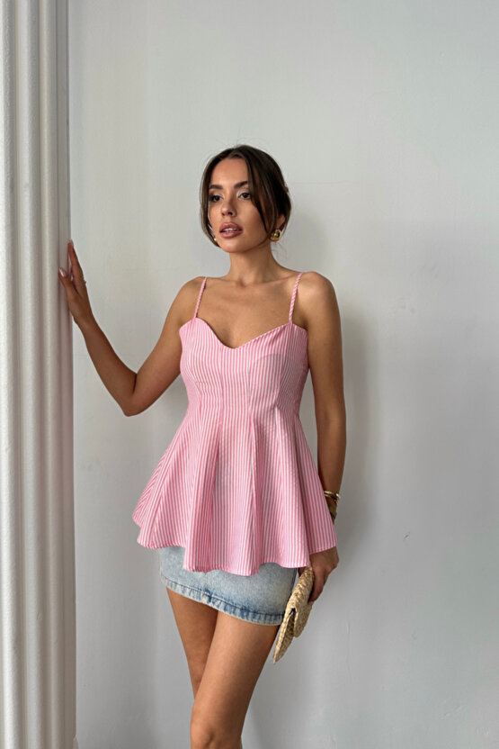 ÇİZGİLİ GOFRE ASKILI PENS DETAYLI BLUZ - Pembe