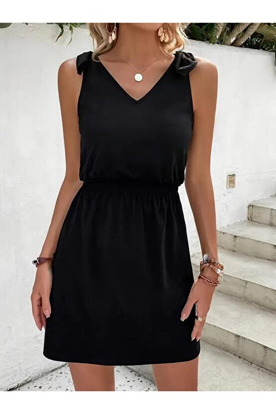 Kadın V Yakalı Belinde Gipe Detay Krep Elbise