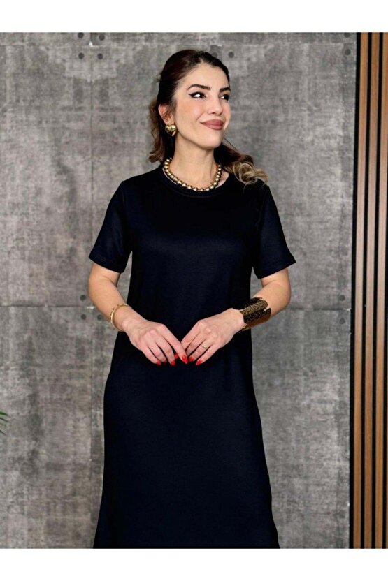 Kadın Kısa Kollu Bisiklet Yaka Yırtmaçlı Viskon Iki Iplik Elbise