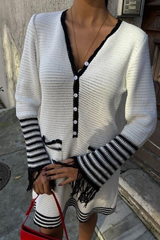 Triko Kolları Püsküllü Düğmeli Elbise 2849