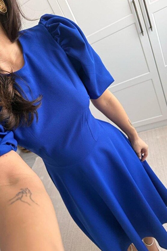 Kadın Kısa Balon Kollu Bisiklet Yaka Geniş Kesim Janjan Krep Elbise