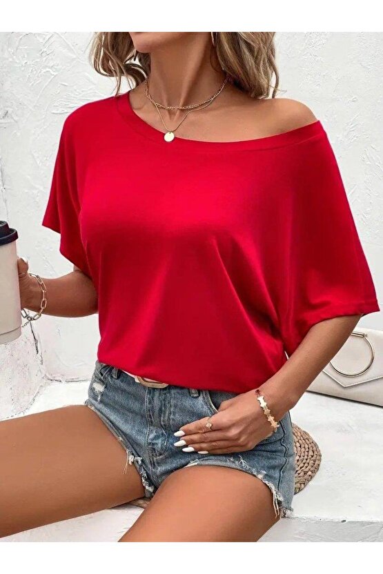 Kadın Tek Omuzu Açık Kısa Kollu Salaş Viskon Bluz