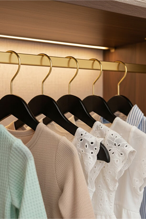 12 Adet - Bebek ve Çocuk Boy Ahşap Görünümlü Plastik A Kalite Elbise Askısı Tshirt Pantolon Askı