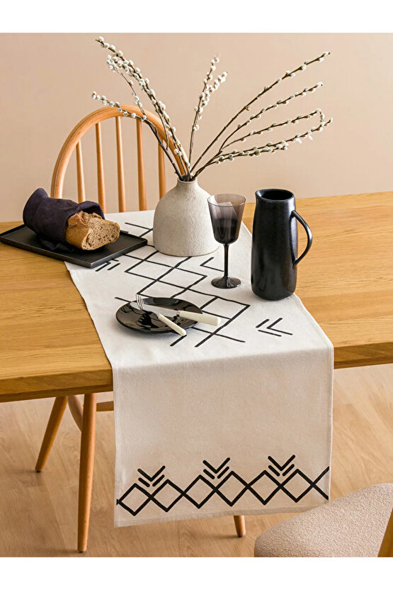 LCW HOME Siyah Çizgi Desenli Runner 45x150 Cm