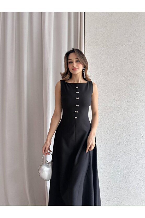 Kadın Taş Fiyonk Detaylı Uzun Elbise