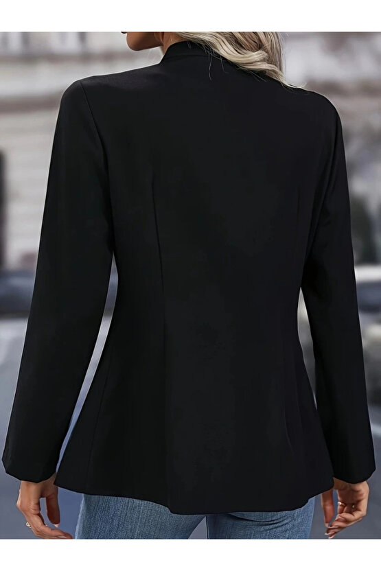 Kadın Uzun Kollu Hakim Yaka önden Düğmeli Kısa Atlas Ceket