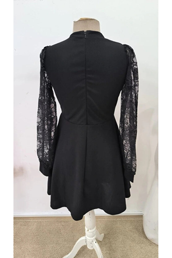 Kadın Uzun Kollu Yuvarlak Damla Detaylı Kolları Tül Detaylı Kısa Ithal Krep Elbise