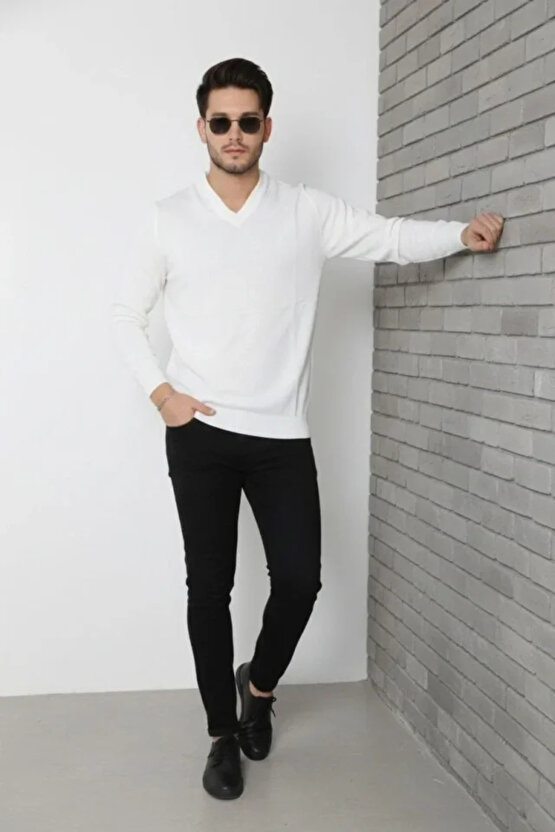 Erkek V Yaka Triko Kazak Yumuşak Dokulu Pamuklu Ince Dokuma, Uzun Kollu Rahat Regular Kalıp - Beyaz